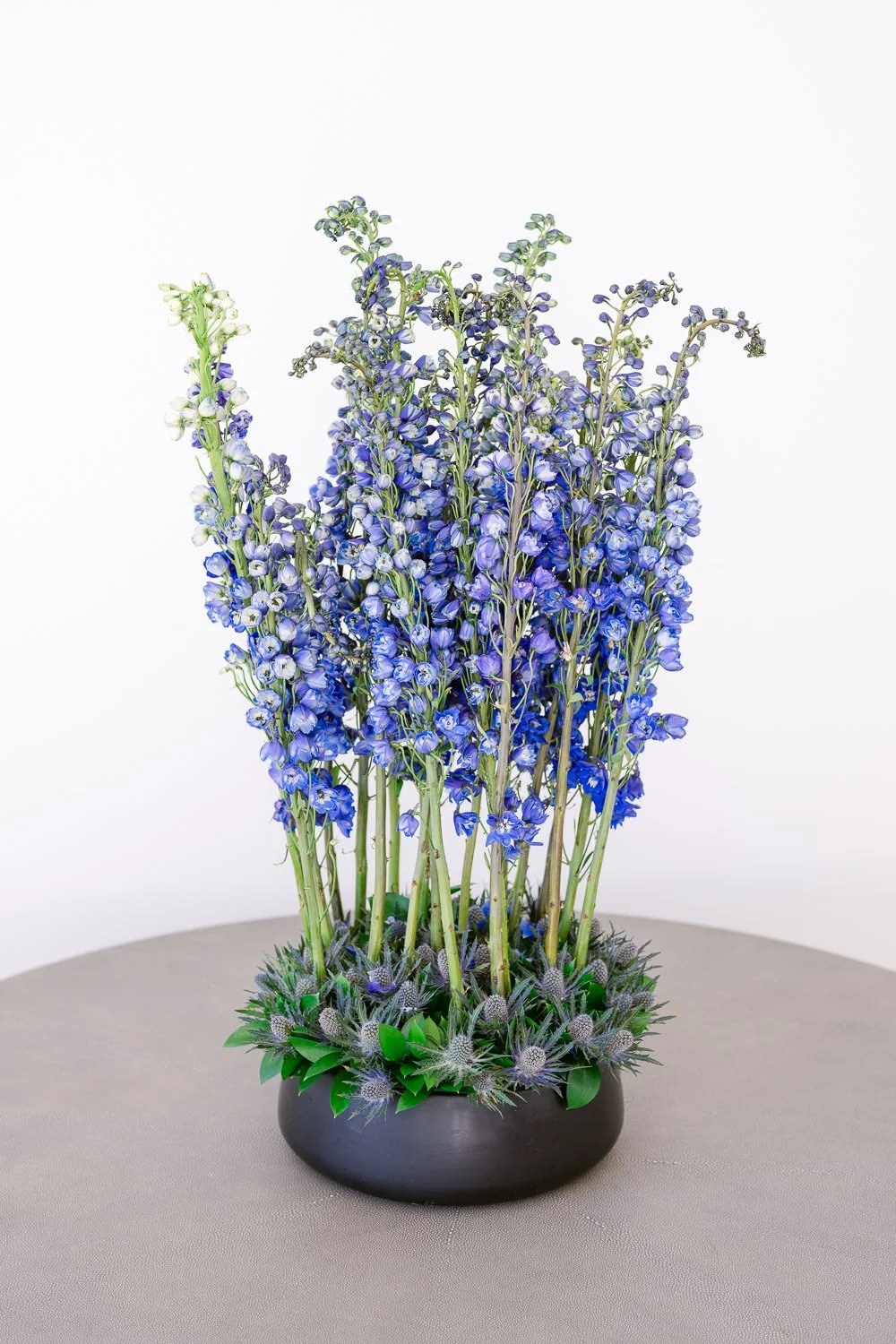 Sculptural luxury floral arrangement by Eddie Zaratsian Lifestyle & Design